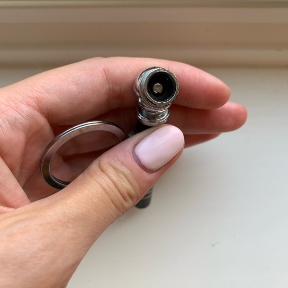 Portable pencil tire pressure gauge keychain - Picture 5 of 7